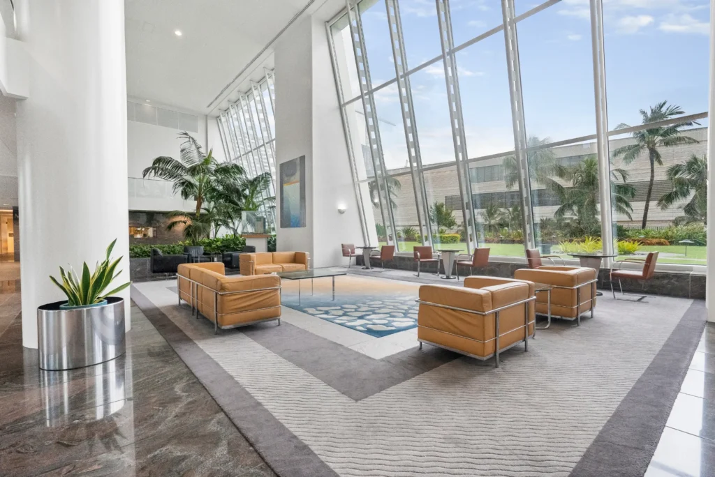 Interiores comerciales innovadores